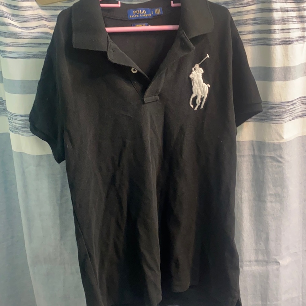Black short sleeve polo shirt